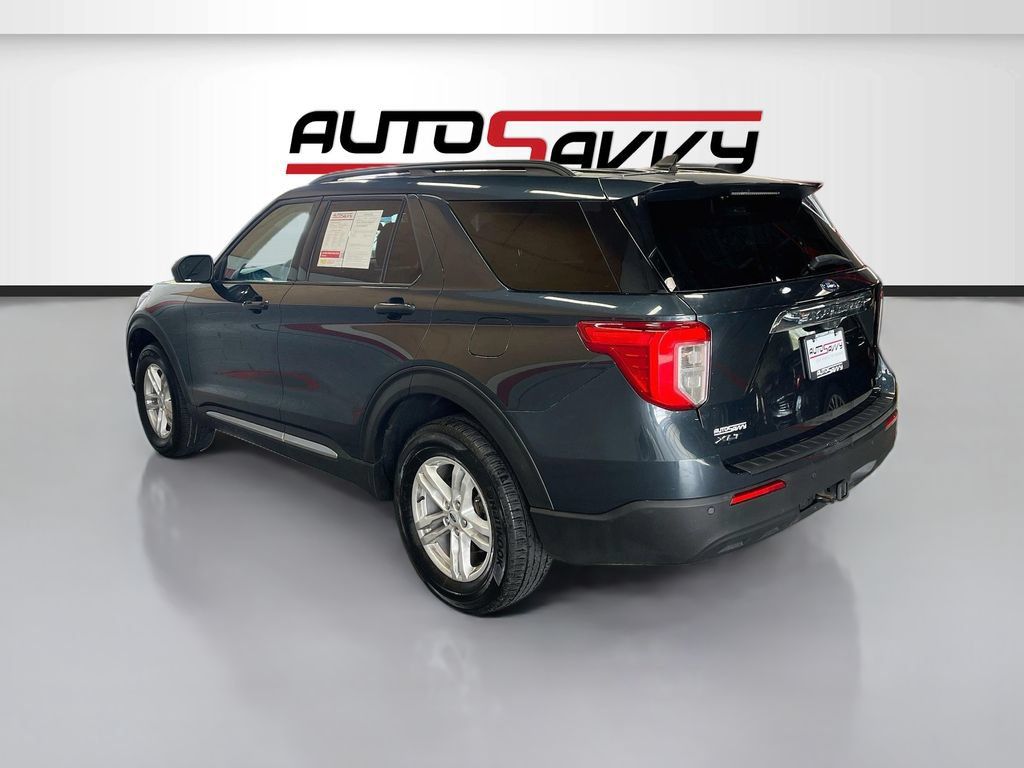 Used 2023 Ford Explorer XLT w/ Class IV Trailer Tow Package AWD/4WD image 5
