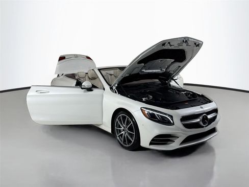 Used 2019 Mercedes-Benz S 560 Cabriolet image 39