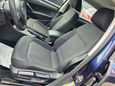 Used 2015 Volkswagen Passat 1.8T S FWD image 6