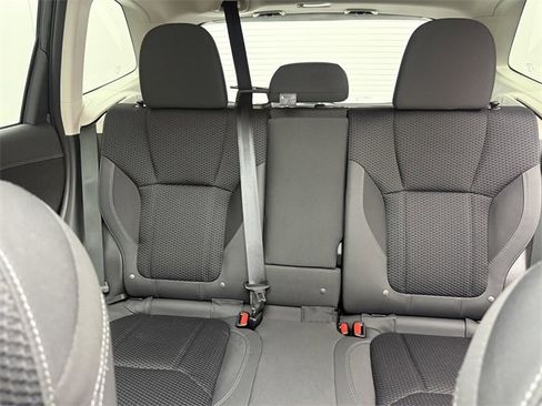 Used 2023 Subaru Forester Premium image 28