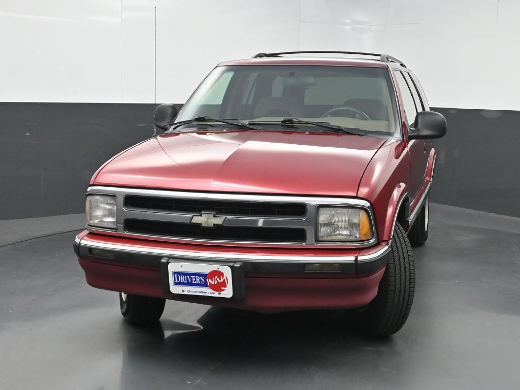 Used 1996 Chevrolet Blazer 2WD 4-Door image 30
