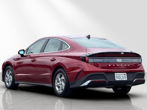 Used 2025 Hyundai Sonata SE FWD image 6