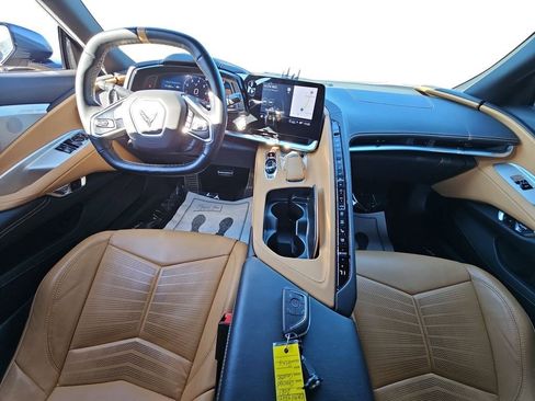 Used 2021 Chevrolet Corvette 2LT w/ Z51 Performance Package image 9