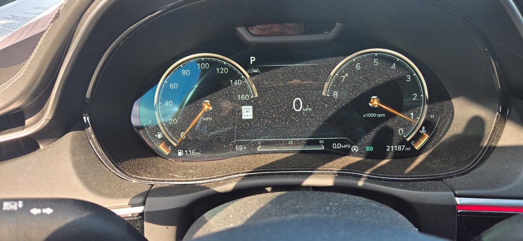 Certified 2024 Genesis GV70 2.5T AWD/4WD image 17