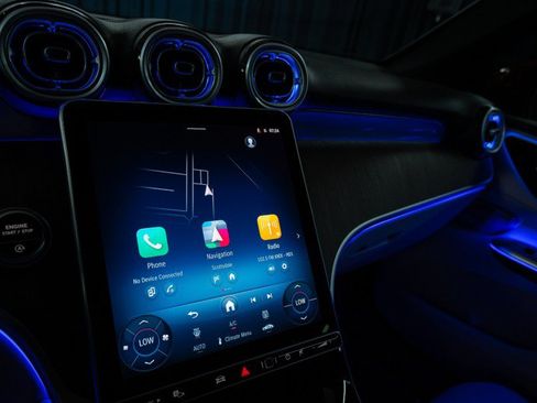 New 2026 Mercedes-Benz GLC 300 image 18