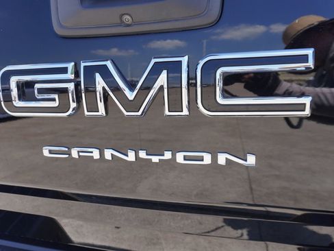 Used 2022 GMC Canyon Elevation w/ Elevation Premium Package RWD image 30
