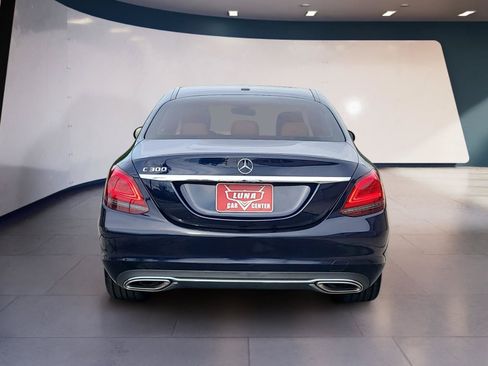 Used 2021 Mercedes-Benz C 300 Sedan image 4