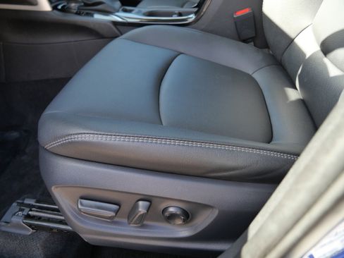 Certified 2025 Toyota Corolla Cross XLE AWD/4WD image 21