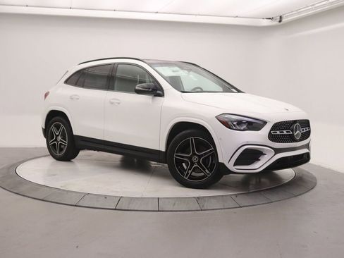 New 2026 Mercedes-Benz GLA 250 GLA 250 image 1