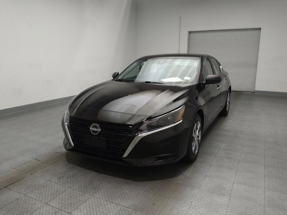 Used 2025 Nissan Altima 2.5 S FWD image 15