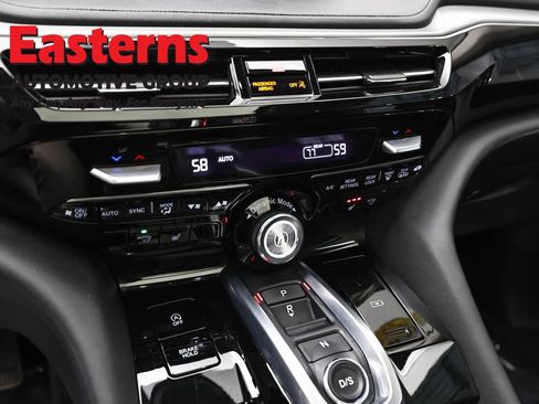 Used 2023 Acura MDX SH-AWD w/ Technology Package image 19
