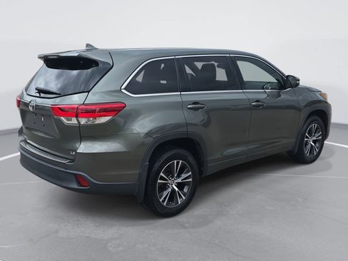 Used 2018 Toyota Highlander Plus image 5