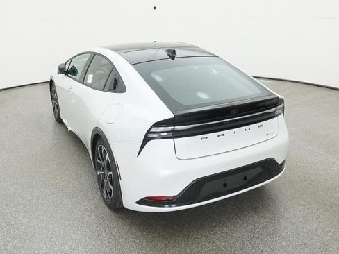 New 2026 Toyota Prius XSE Premium image 6