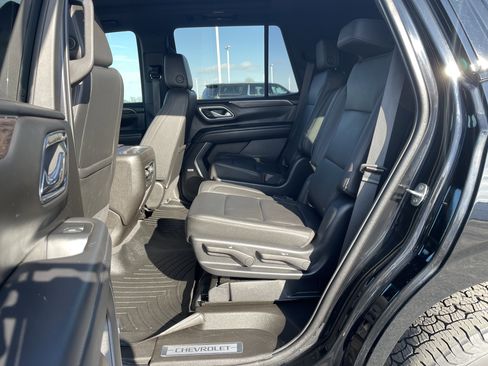Used 2021 Chevrolet Tahoe Z71 w/ Luxury Package image 23