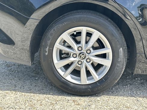 Used 2025 Toyota Camry LE image 17