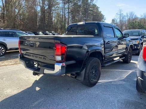 Used 2019 Toyota Tacoma SR5 image 28