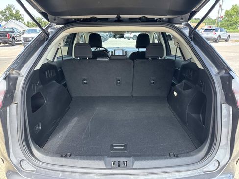 Used 2022 Ford Edge SE AWD/4WD image 8