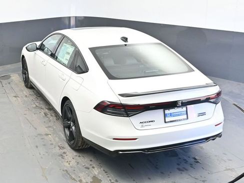 New 2026 Honda Accord Hybrid Sport-L image 35