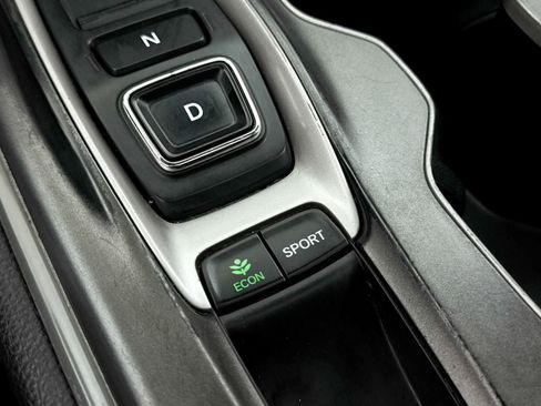 Used 2020 Honda Accord Sport image 8