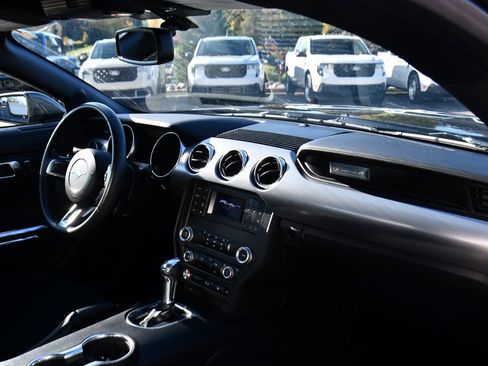 Used 2019 Ford Mustang GT image 14