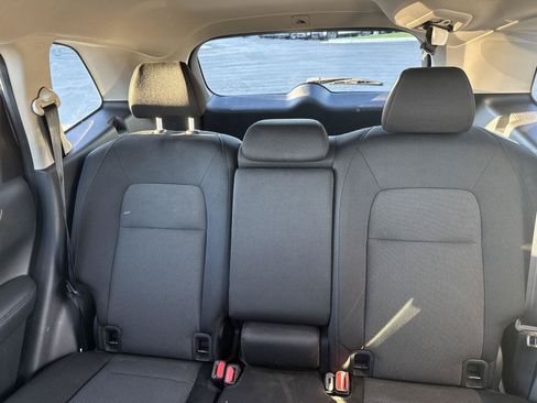Used 2024 Honda CR-V LX image 16