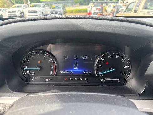 Used 2021 Ford Explorer XLT w/ Equipment Group 202A AWD/4WD image 13