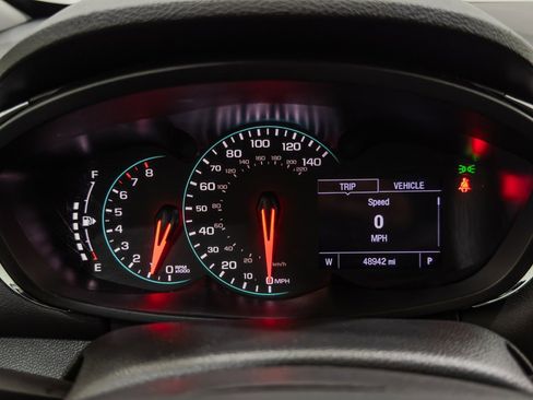Used 2020 Chevrolet Trax Premier FWD image 29