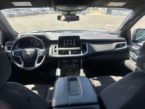Used 2024 Chevrolet Tahoe LS RWD image 18