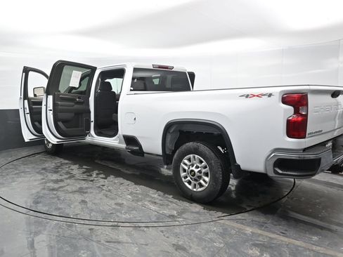 Used 2024 Chevrolet Silverado 2500 LT w/ Convenience Package image 51