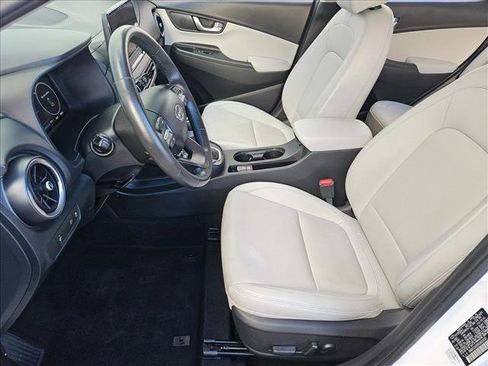 Used 2022 Hyundai Kona Limited image 15