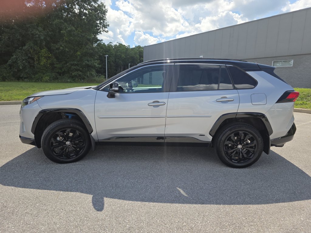 Used 2024 Toyota RAV4 XSE w/ Advanced Technology Package AWD/4WD image 7