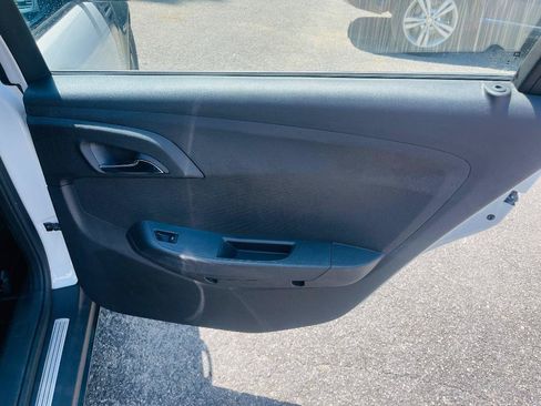 Used 2014 Chevrolet Caprice RWD image 31