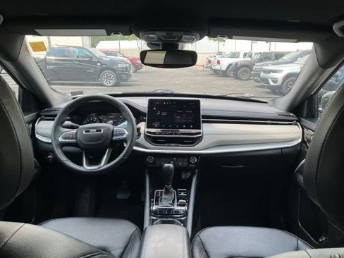 Used 2024 Jeep Compass Limited AWD/4WD image 19