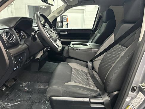 Used 2020 Toyota Tundra SR5 AWD/4WD image 20