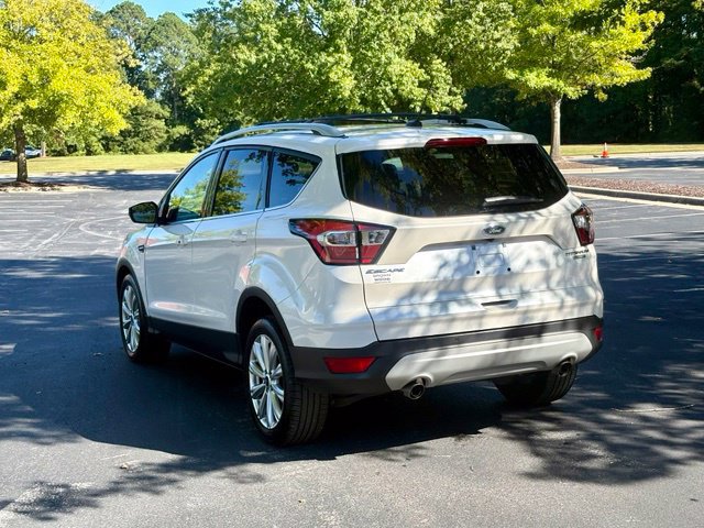 Used 2017 Ford Escape Titanium FWD image 5