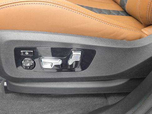 New 2026 BMW X5 M Competition w/ Executive Package AWD/4WD image 10