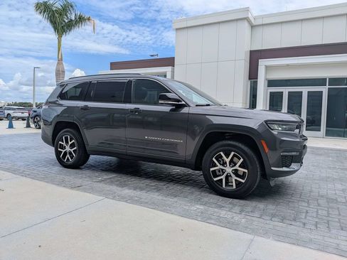 Used 2024 Jeep Grand Cherokee L Limited w/ Luxury Tech Group II AWD/4WD image 2