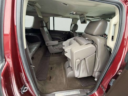 Used 2016 GMC Yukon XL Denali w/ Open Road Package image 29
