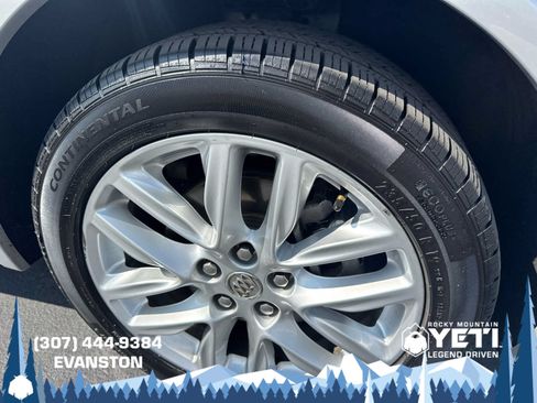 Used 2019 Buick Envision Premium AWD/4WD image 9