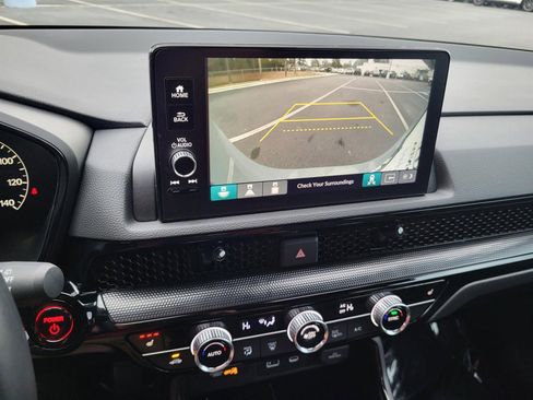 Certified 2025 Honda CR-V Sport Touring image 19