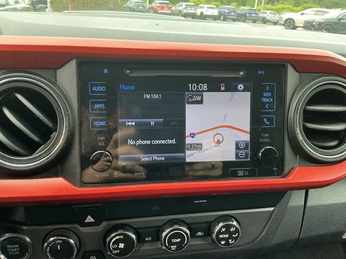 Used 2019 Toyota Tacoma TRD Sport AWD/4WD image 20