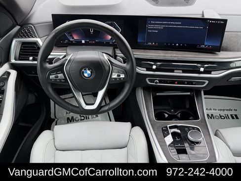 Used 2025 BMW X5 xDrive40i w/ Parking Assistance Package AWD/4WD image 12