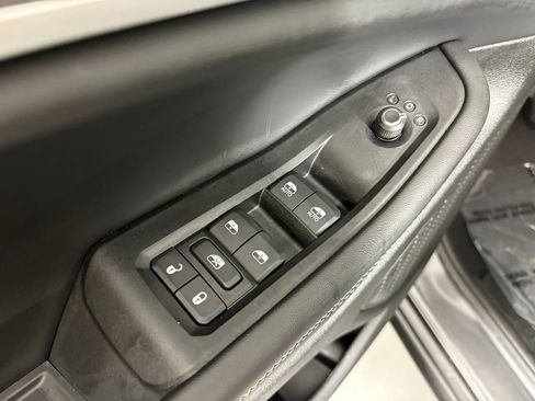 Used 2026 Jeep Grand Cherokee Altitude AWD/4WD image 15