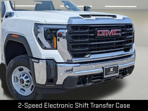 New 2026 GMC Sierra 2500 Pro w/ 1SA Pro Safety Plus Package AWD/4WD image 9