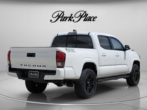 Used 2022 Toyota Tacoma SR w/ SR Convenience Package image 5