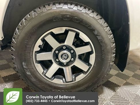 Used 2021 Toyota 4Runner TRD Off-Road Premium image 25