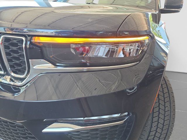 Used 2023 Jeep Grand Cherokee 4WD 4xe image 28