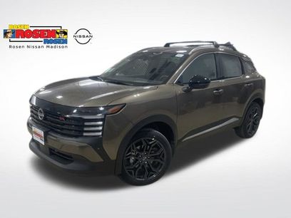 New 2026 Nissan Kicks SR w/ Cold Weather Package