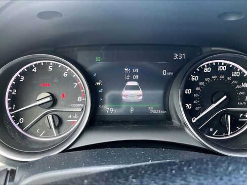 Used 2024 Toyota Camry SE AWD/4WD image 25