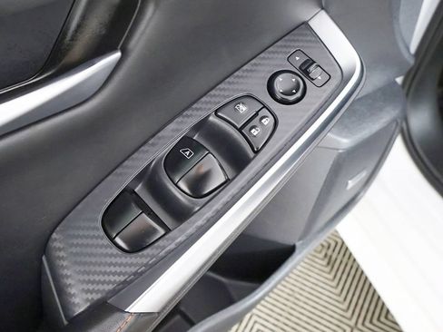 Used 2023 Nissan Sentra SR w/ SR Premium Package FWD image 37